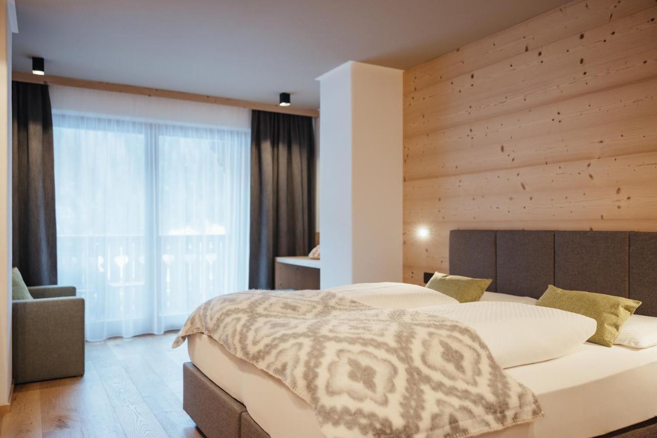 Berghotel Sanví San Martino in Badia Exteriér fotografie