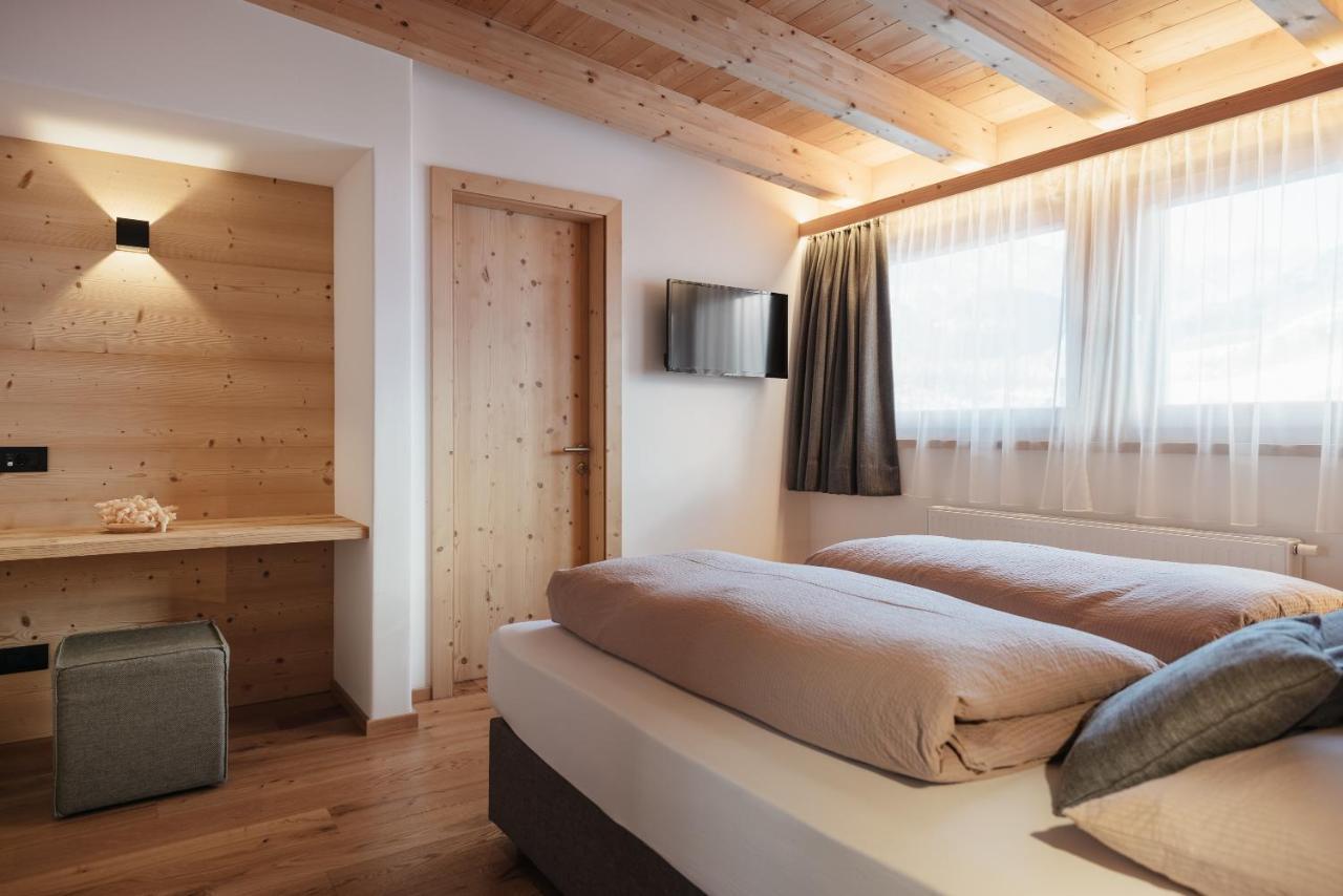 Berghotel Sanví San Martino in Badia Exteriér fotografie