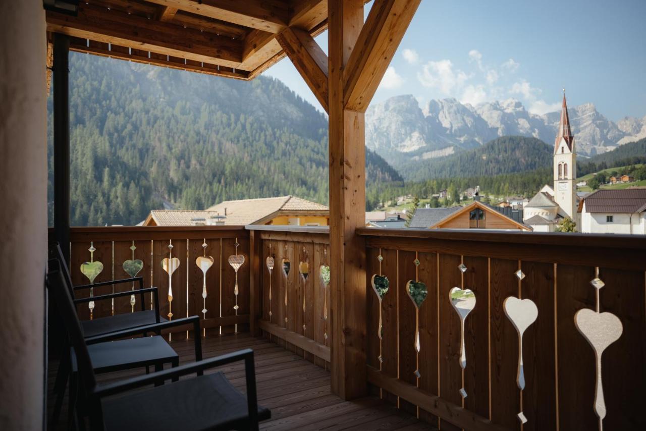 Berghotel Sanví San Martino in Badia Exteriér fotografie