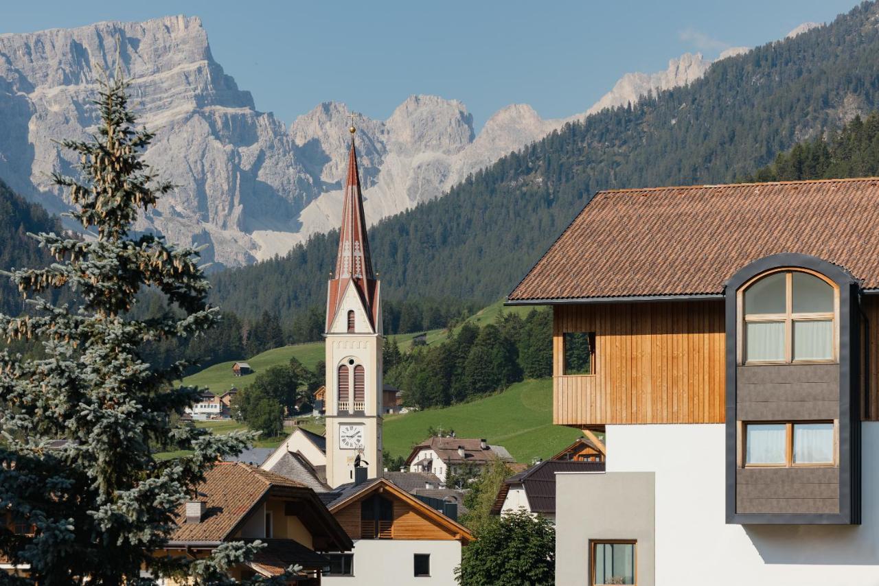 Berghotel Sanví San Martino in Badia Exteriér fotografie