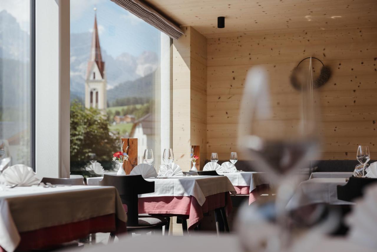 Berghotel Sanví San Martino in Badia Exteriér fotografie