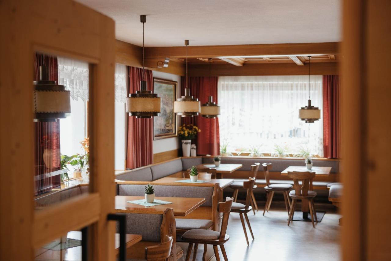 Berghotel Sanví San Martino in Badia Exteriér fotografie