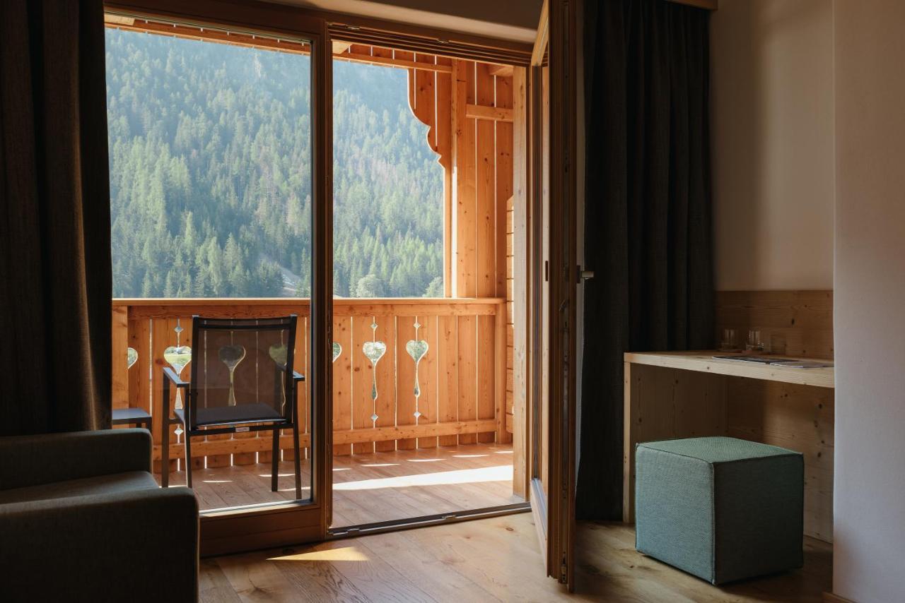 Berghotel Sanví San Martino in Badia Exteriér fotografie