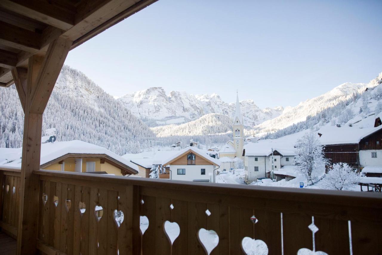Berghotel Sanví San Martino in Badia Exteriér fotografie